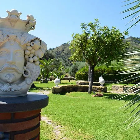 Taormina Ibiscus Alcantara Villa Gaggi